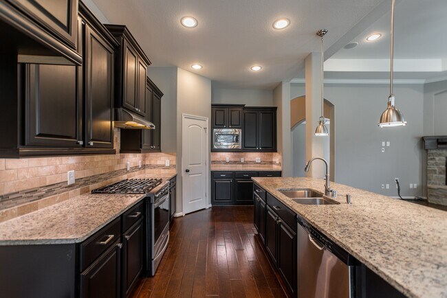 Building Photo - 74 S Sawbridge Cir