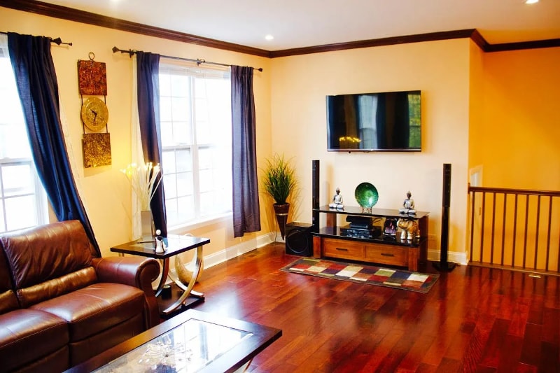 Building Photo - 576 Declaration Ln