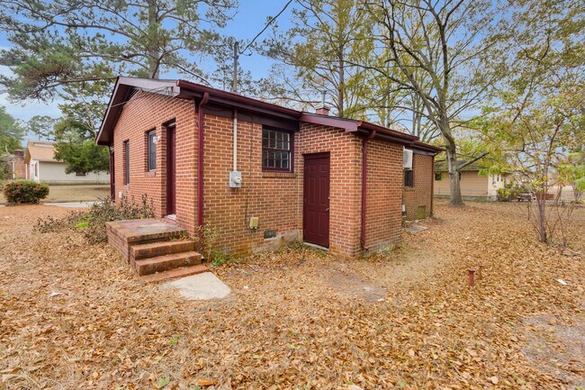 Building Photo - 1508 Beaufort St
