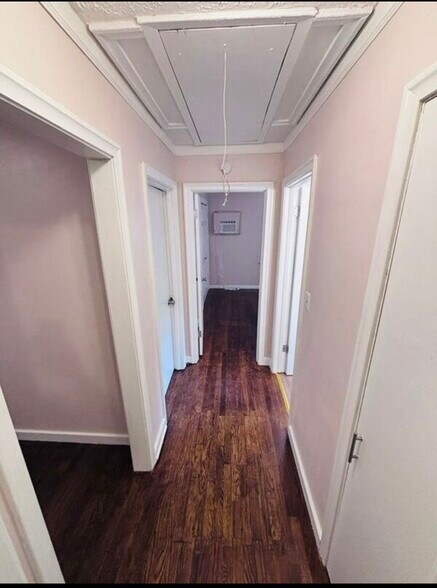 Building Photo - 5082 Lurline Dr