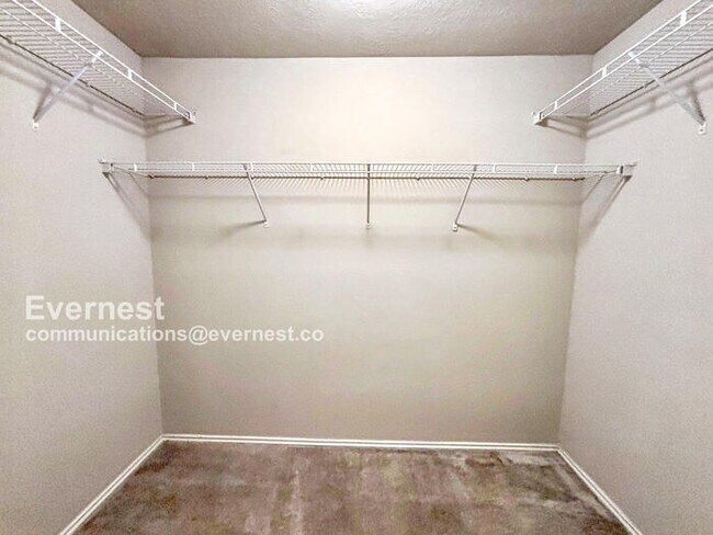Building Photo - 14903 Sunset Bay Ct
