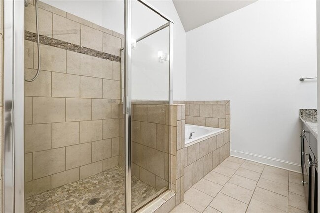 Building Photo - 7809 Laurel Crest Dr