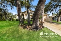 Building Photo - 7049 Sawmill Cir