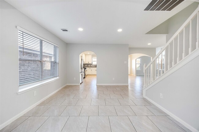 Building Photo - 10123 Twila Springs Ct