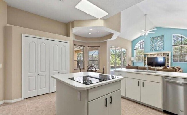 Building Photo - 9 Forge Ln