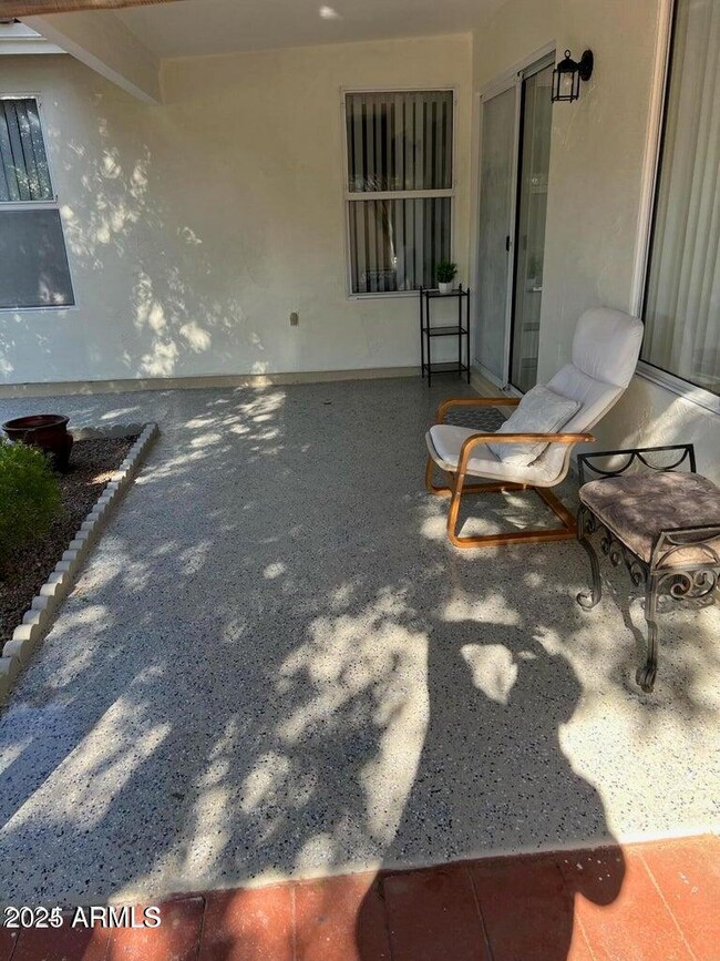 Building Photo - 7160 W La Senda Dr