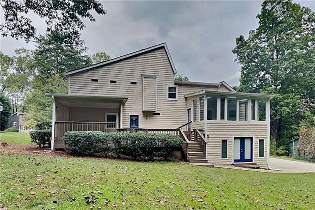 Building Photo - 2957 Forest Chase Terrace NE