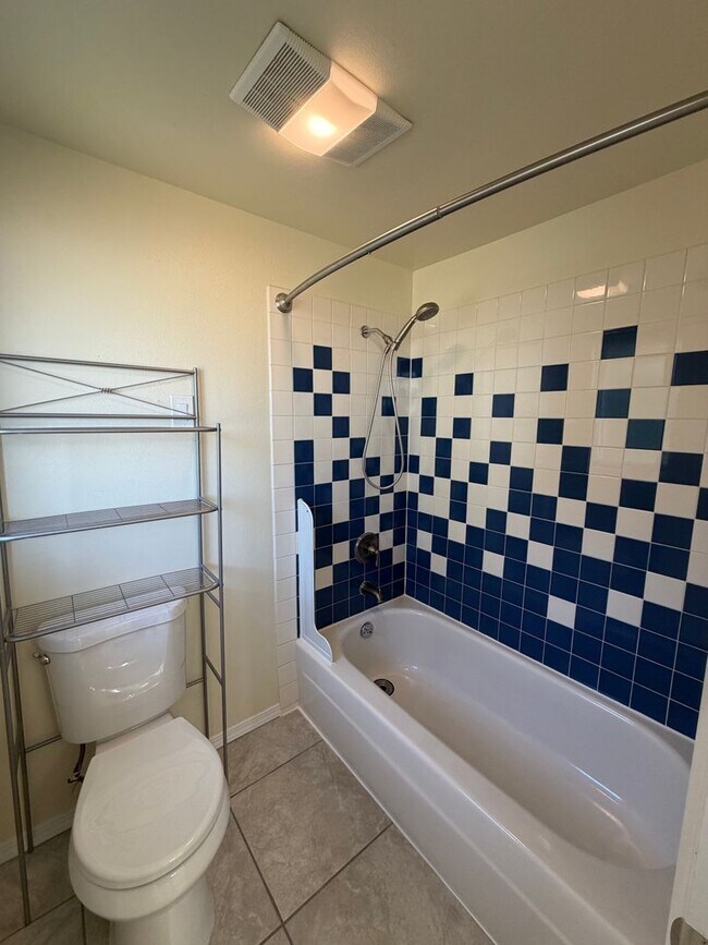 Building Photo - 2735 Almaden St