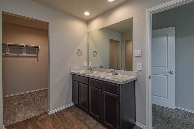 Building Photo - 21540 Rustic Elm Dr