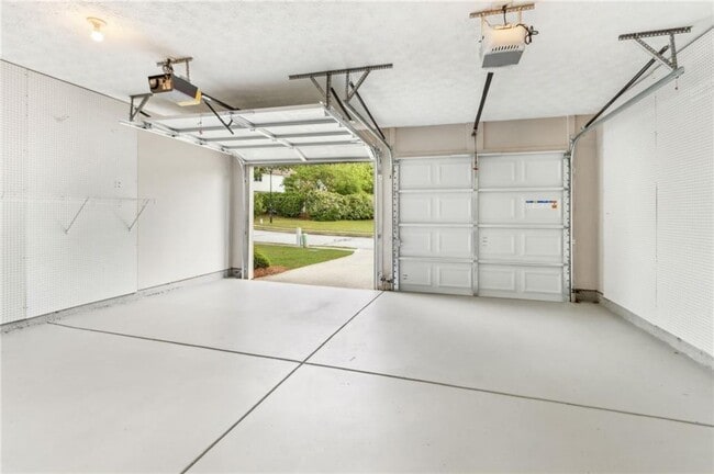Building Photo - 3325 Berwick Field Dr