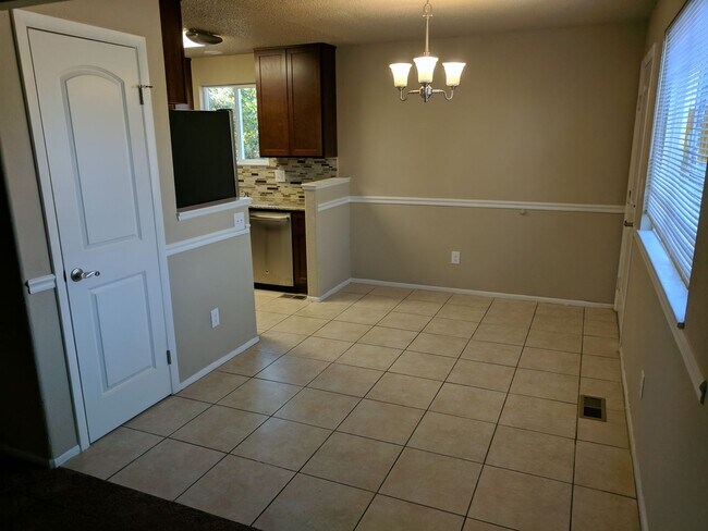 Building Photo - Kearney Street Apts.