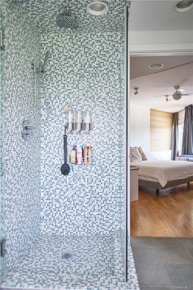 Building Photo - 194 Pleasant Ridge Rd