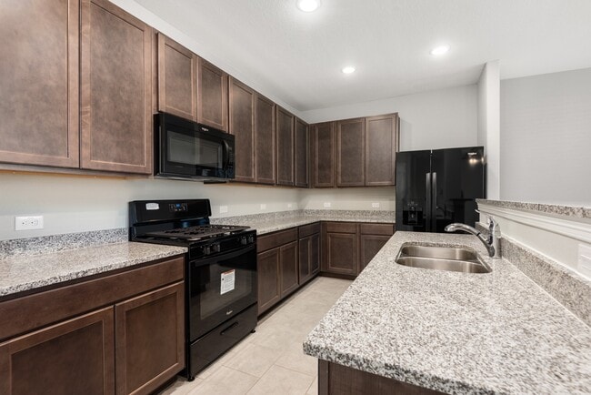 Building Photo - 25834 Northpark Pine Dr