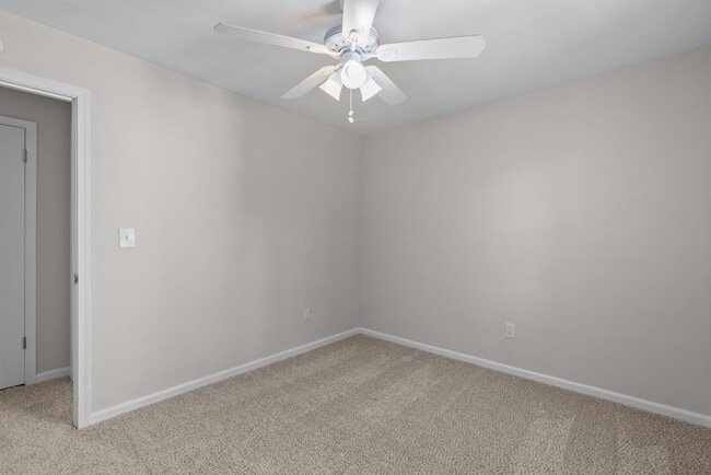 Building Photo - 5516 Amhurst Ct