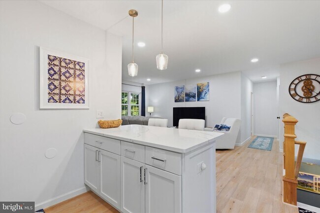 Building Photo - 3454 Martha Custis Dr