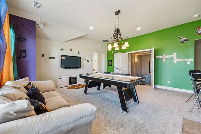 Building Photo - 715 Simmons Rd