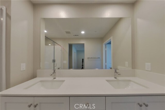Building Photo - 31682 Luther Dr