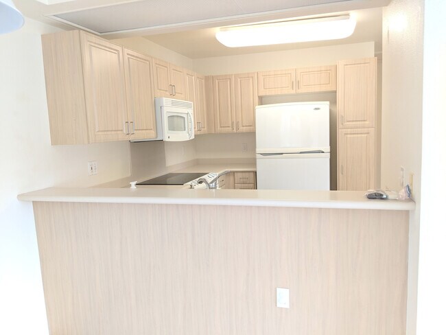 Building Photo - 296MAT