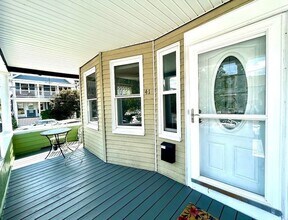 Building Photo - 41 Dunbar Ave