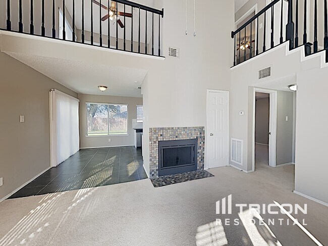 Building Photo - 6701 Silver Sage Dr