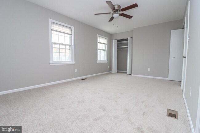 Building Photo - 1045 Brixton Ct