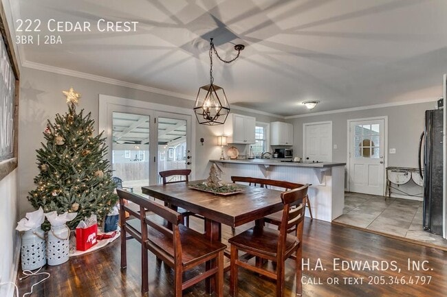 Building Photo - 222 Cedar Crest