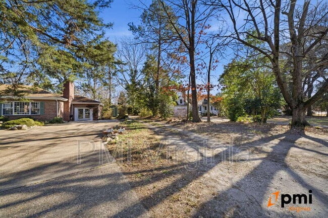 Building Photo - 1124 Kempsville Rd