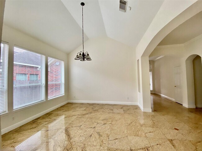 Building Photo - 10323 Stanbrook Dr
