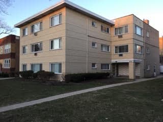 Building Photo - 8845 Lamon Ave