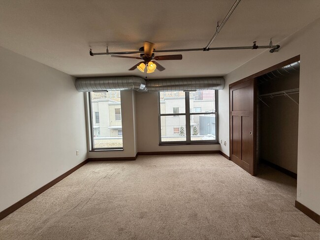 Building Photo - Rarely Available 3 Bedroom 2 Bathroom Penthouse At The Sexton Lofts!