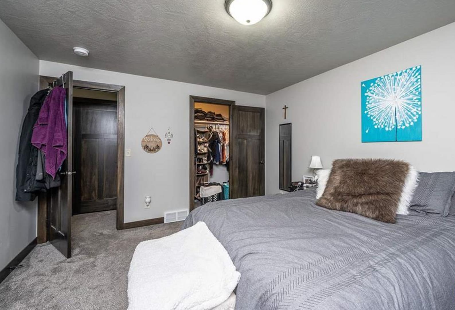 Building Photo - 4317 S Alpine Ave