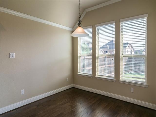 Building Photo - 313 Wyndale Ct