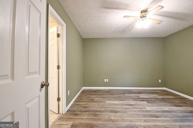 Building Photo - 15 Chestlehurst Way