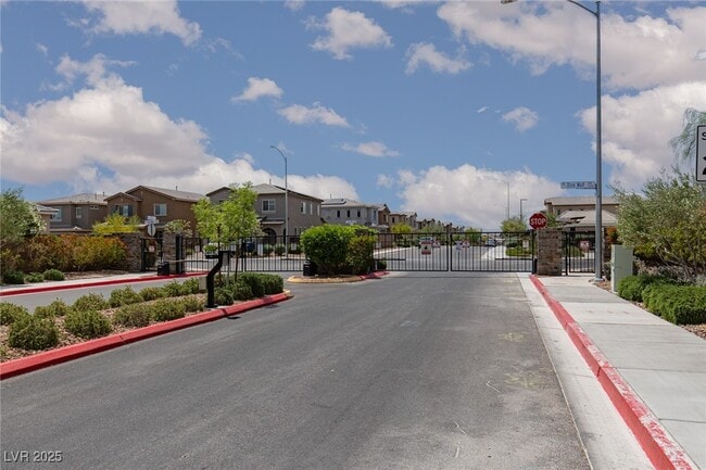Building Photo - 1639 Dire Wolf Ave