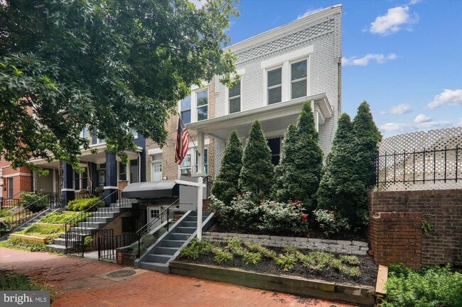 Primary Photo - 1359 Florida Ave NE