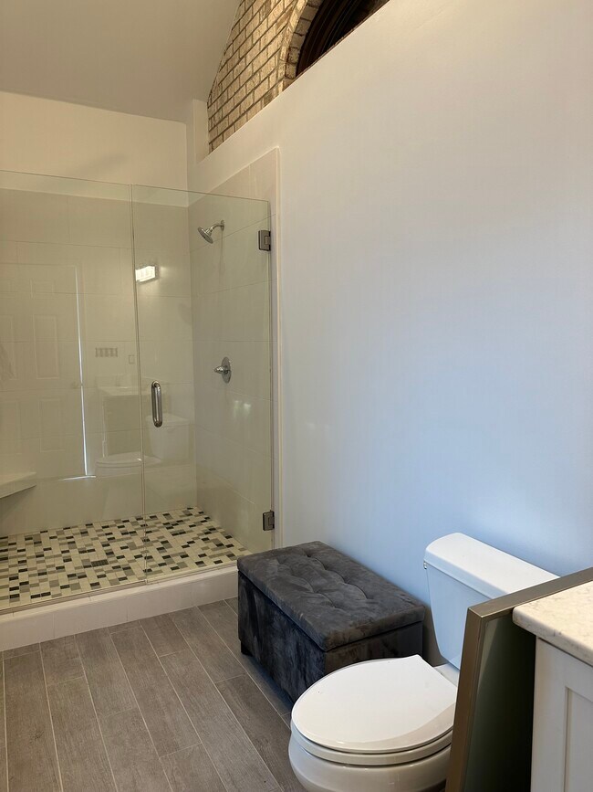 Building Photo - 1416 Shenandoah Pkwy