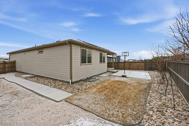 Building Photo - 17952 Tree Sparrow Ave