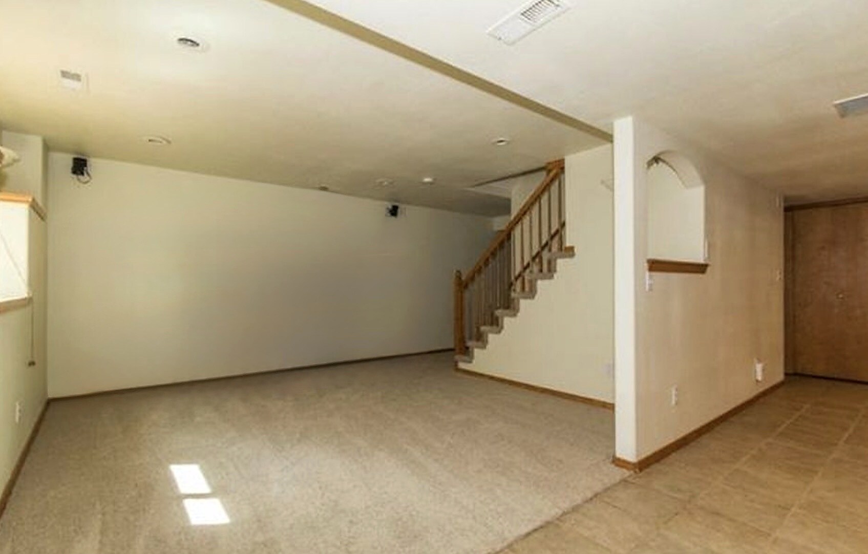 Building Photo - 15425 Holbein Dr