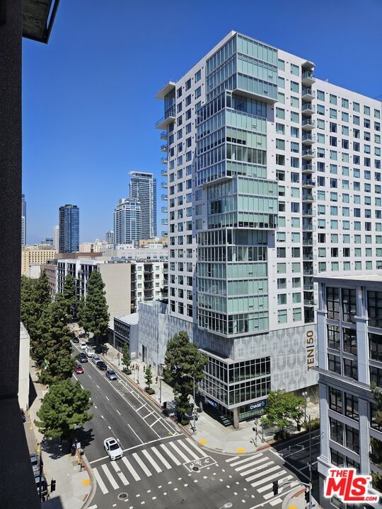 Building Photo - 1111 S Grand Ave