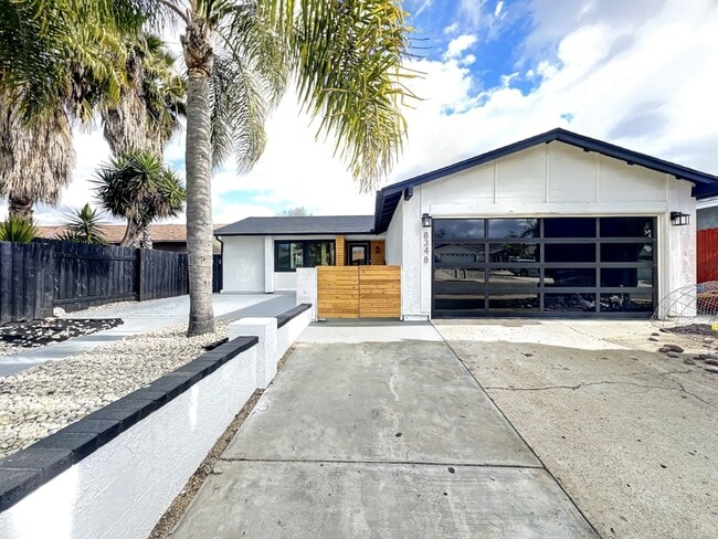 Building Photo - 8348 Ivory Coast Dr