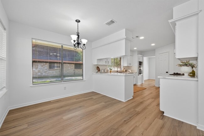 Building Photo - 3815 Brook Shadow Dr