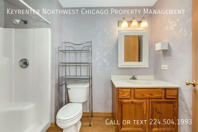 Building Photo - 490 Westwood Ct