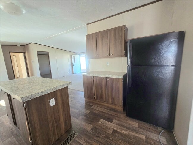 Building Photo - 195 Rd 5255