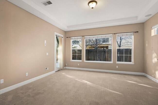 Building Photo - Damont Ranch Townhome Available to Lease Now