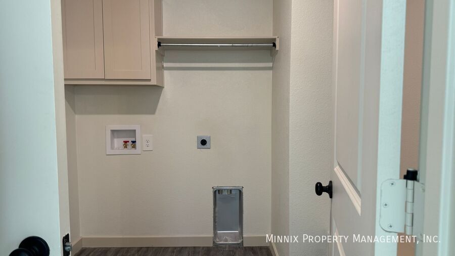 Building Photo - 7705 Date Ave