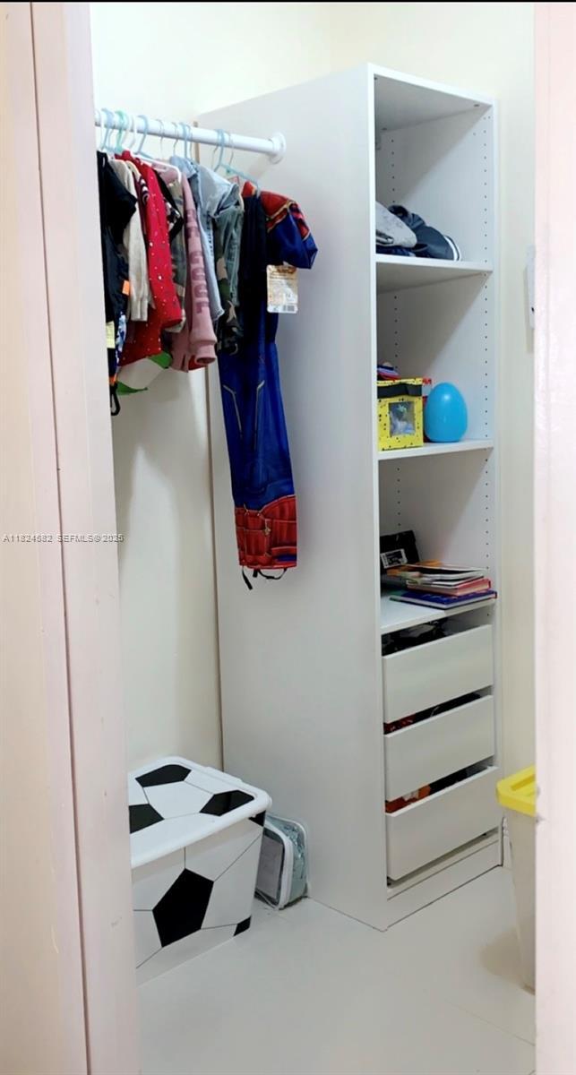 Building Photo - 10261 NW 24th Ct