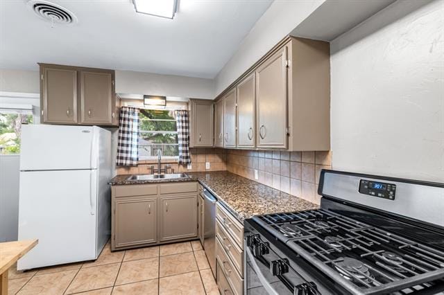 Building Photo - 704 Downing Dr