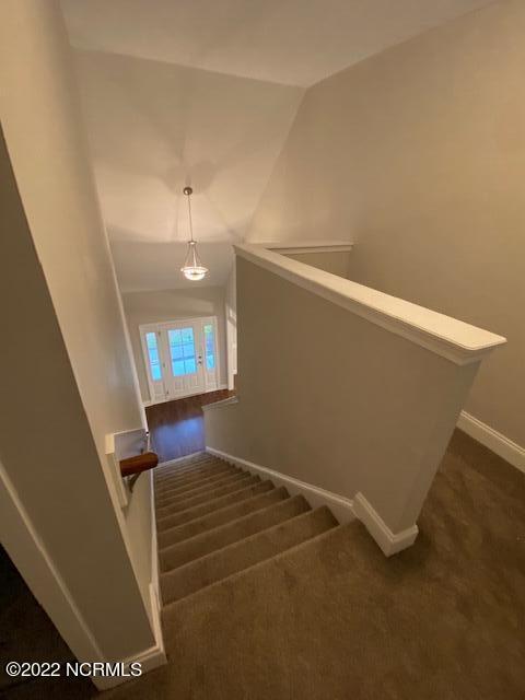 Building Photo - 105 Katrina St