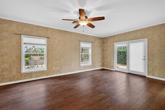 Building Photo - 618 High Point Dr