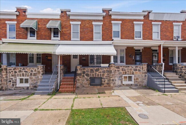 Building Photo - 1231 N Potomac St